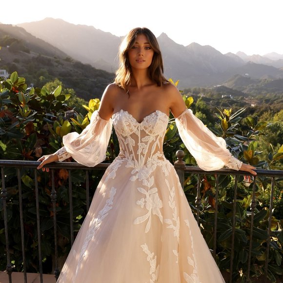 NEW LONG FORMA WEDDING BALL GOWN W/ LACE DETAILS & REMOVABLE SLEEVES AC JE990L - Picture 3 of 10